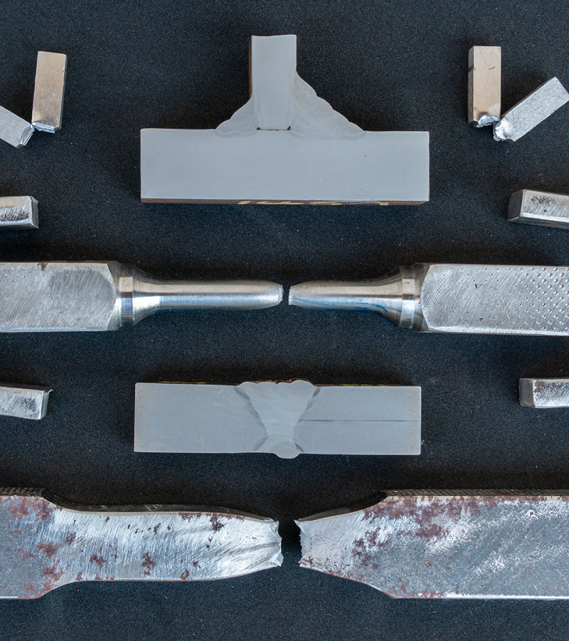Comparing Electromechanical & Servo-Hydraulic Universal Testing Machines