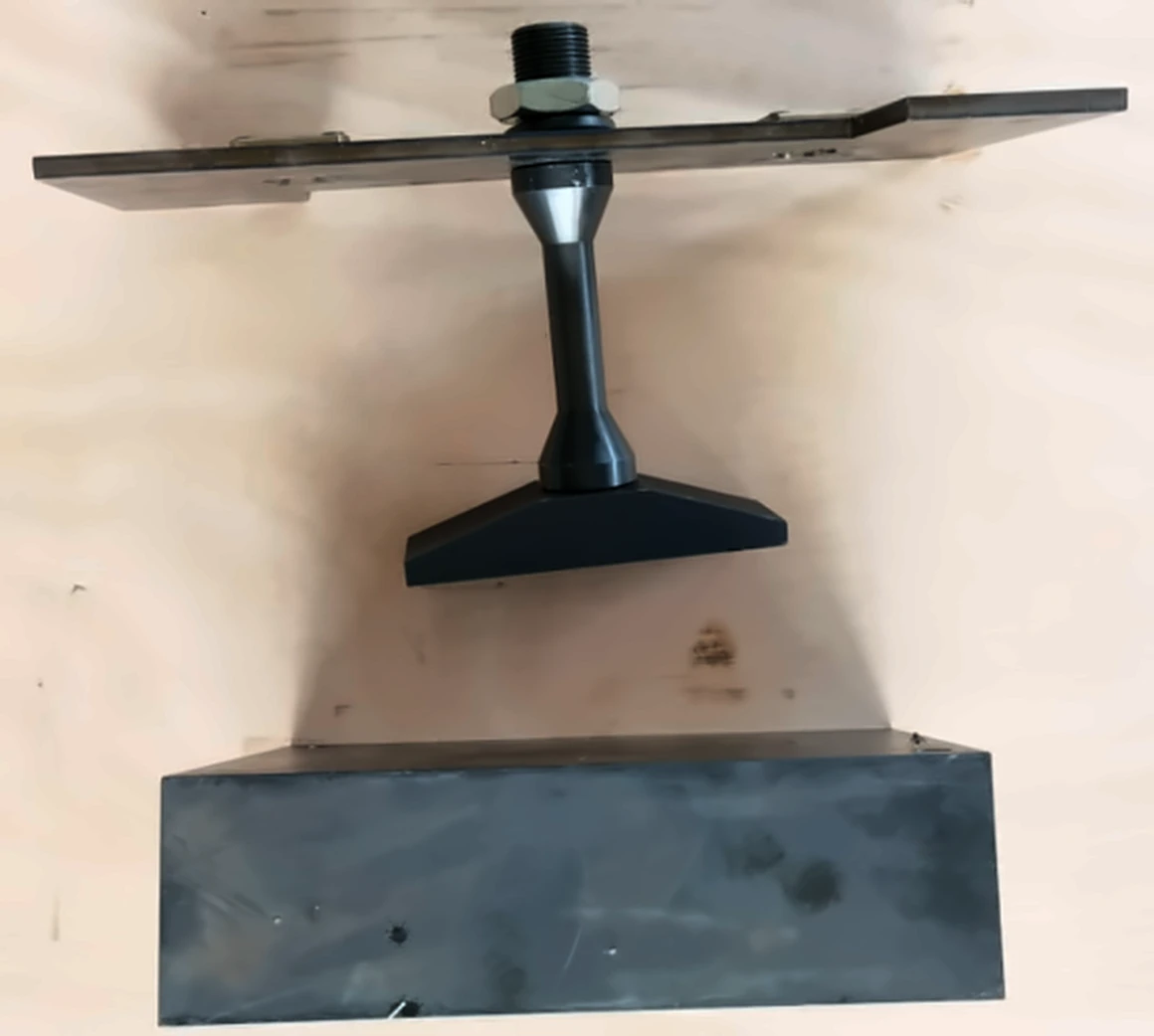 Rectangular hammer, 2 x 6 in., 10 lb (4.54 kg), with 76 mm steel block anvil
