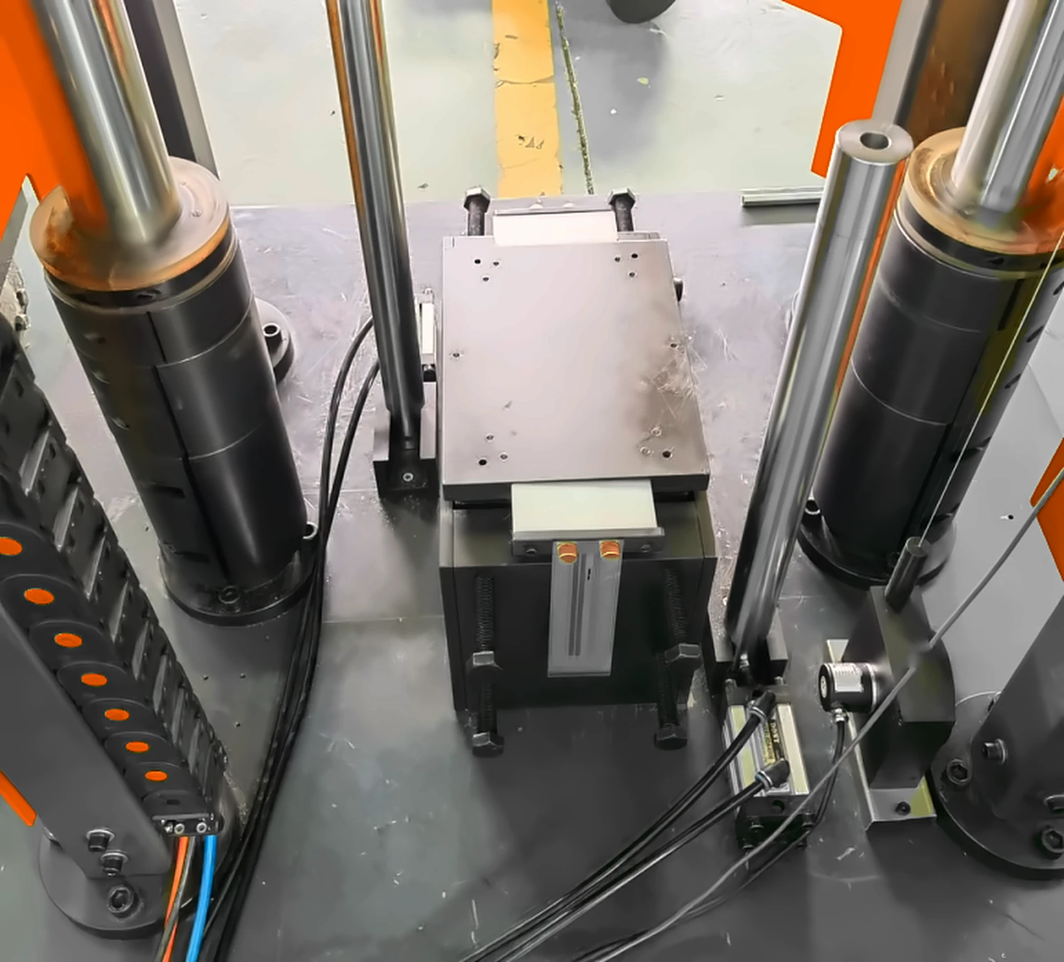 Wire encoder that measures the DWT-1800 drop height